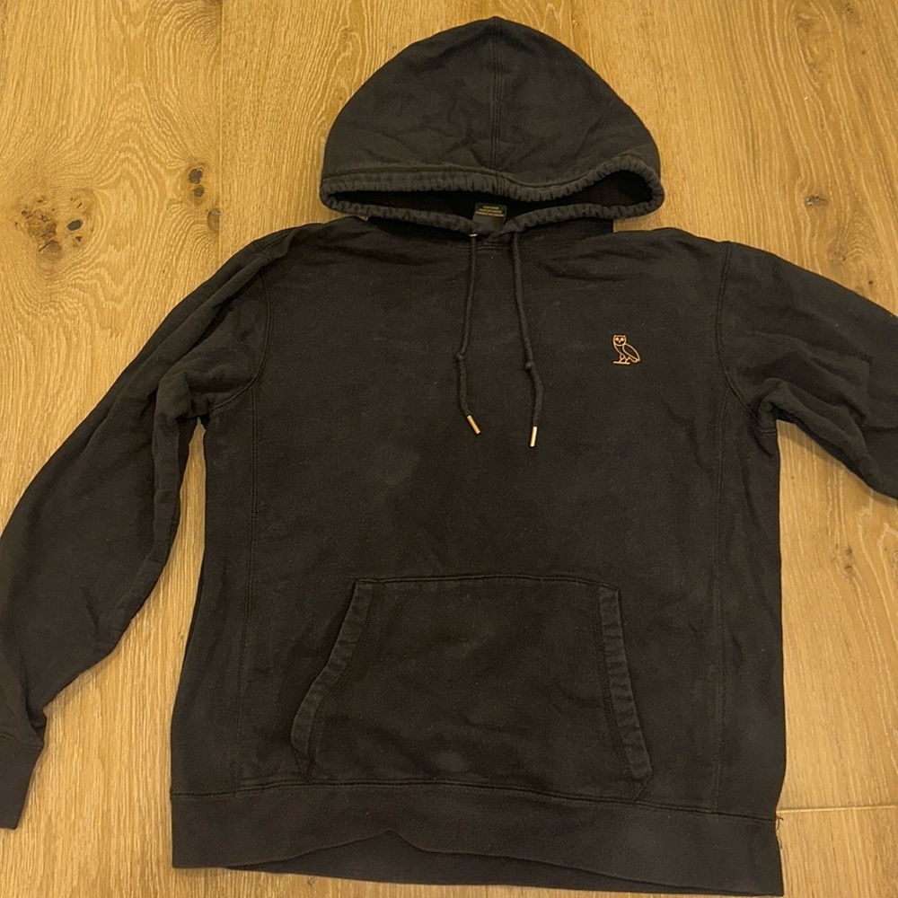 OCTOBER VERY OWN | Size large | Black | fits like a medium